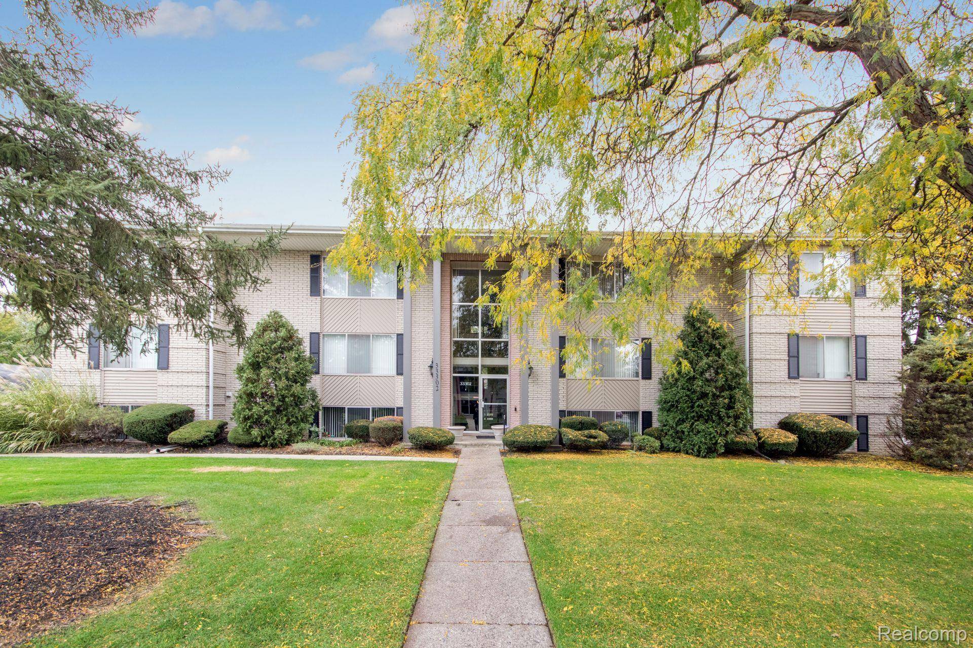 33302 Kingslane CT #4, Farmington, MI 48336