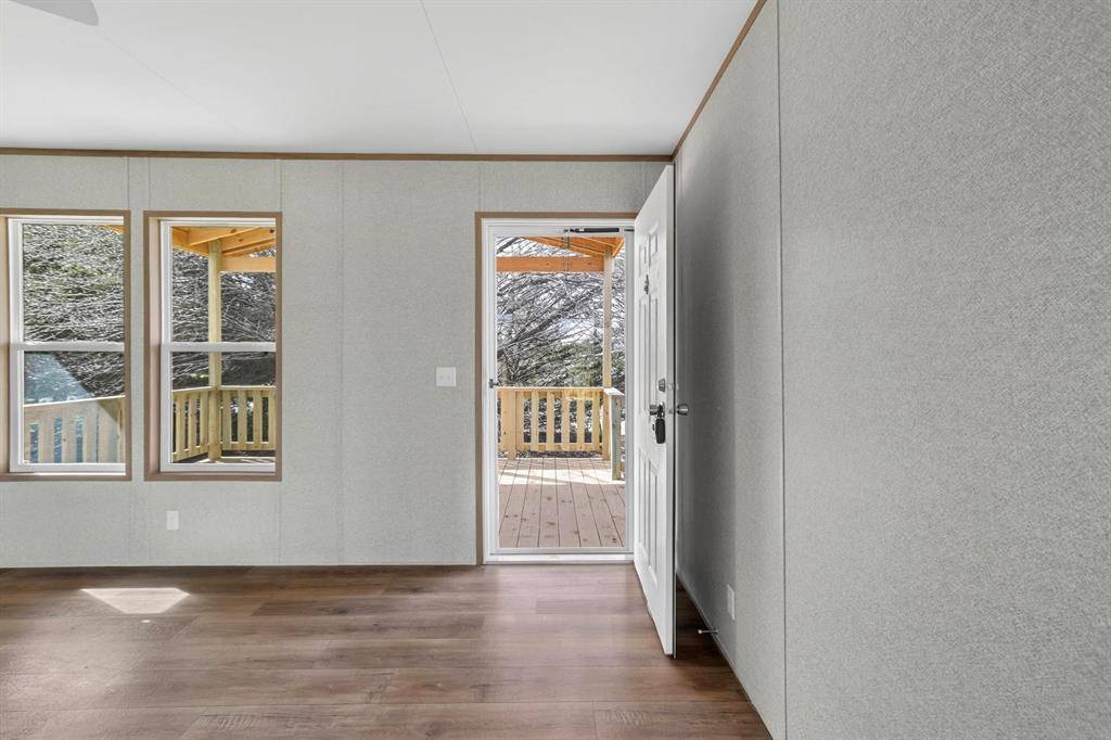 206 Rhett Court, Aurora, TX 76078