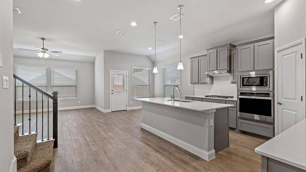 701 BUSHMAN Drive, Fort Worth, TX 76008