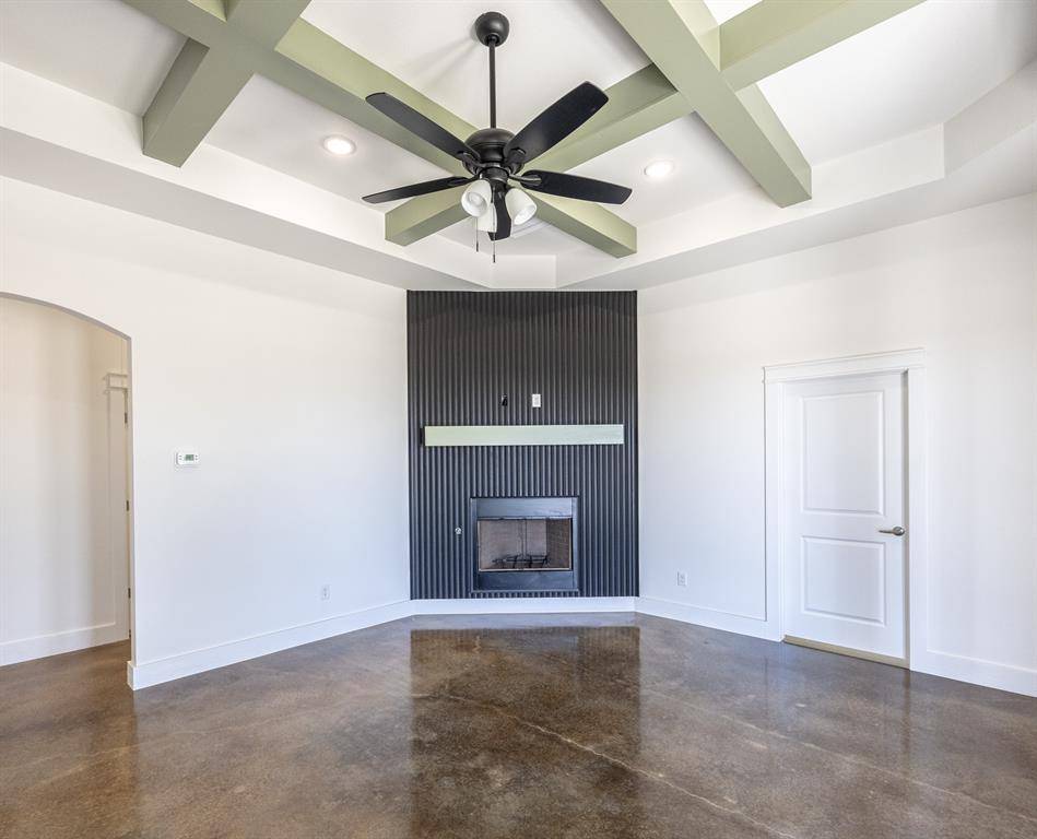 101 Sparrow Drive, Azle, TX 76020