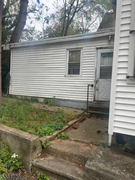 35 Durand Pl, Irvington Twp., NJ 07111