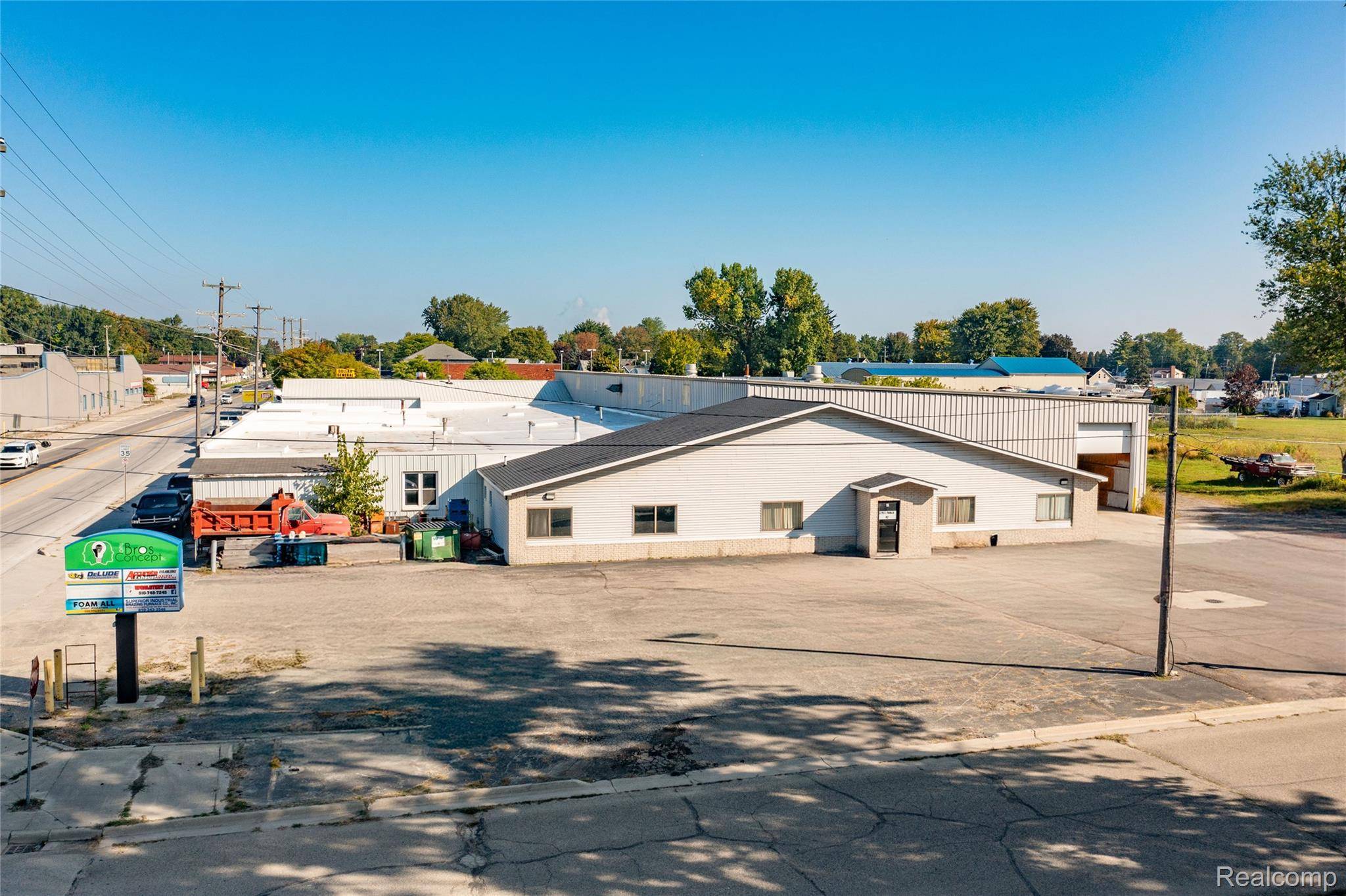 1295 S Parker ST, Marine City, MI 48039