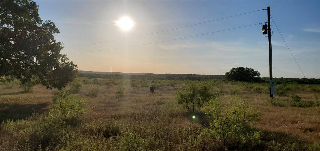 956 Cr-1990, Chico, TX 76431