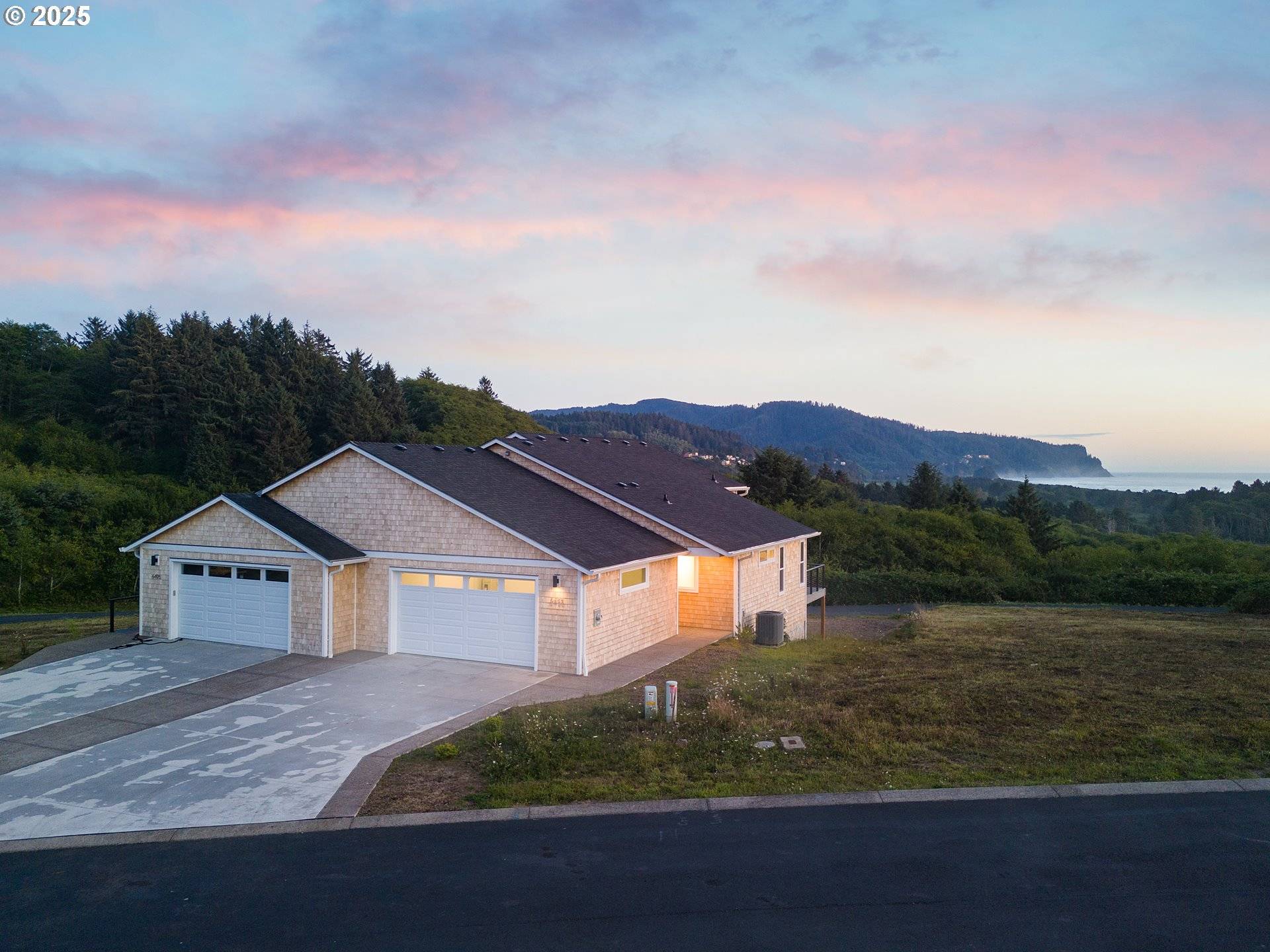 6485 HERON VIEW DR, Neskowin, OR 97149