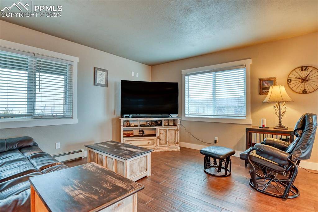 855 Marilyn DR, Penrose, CO 81240