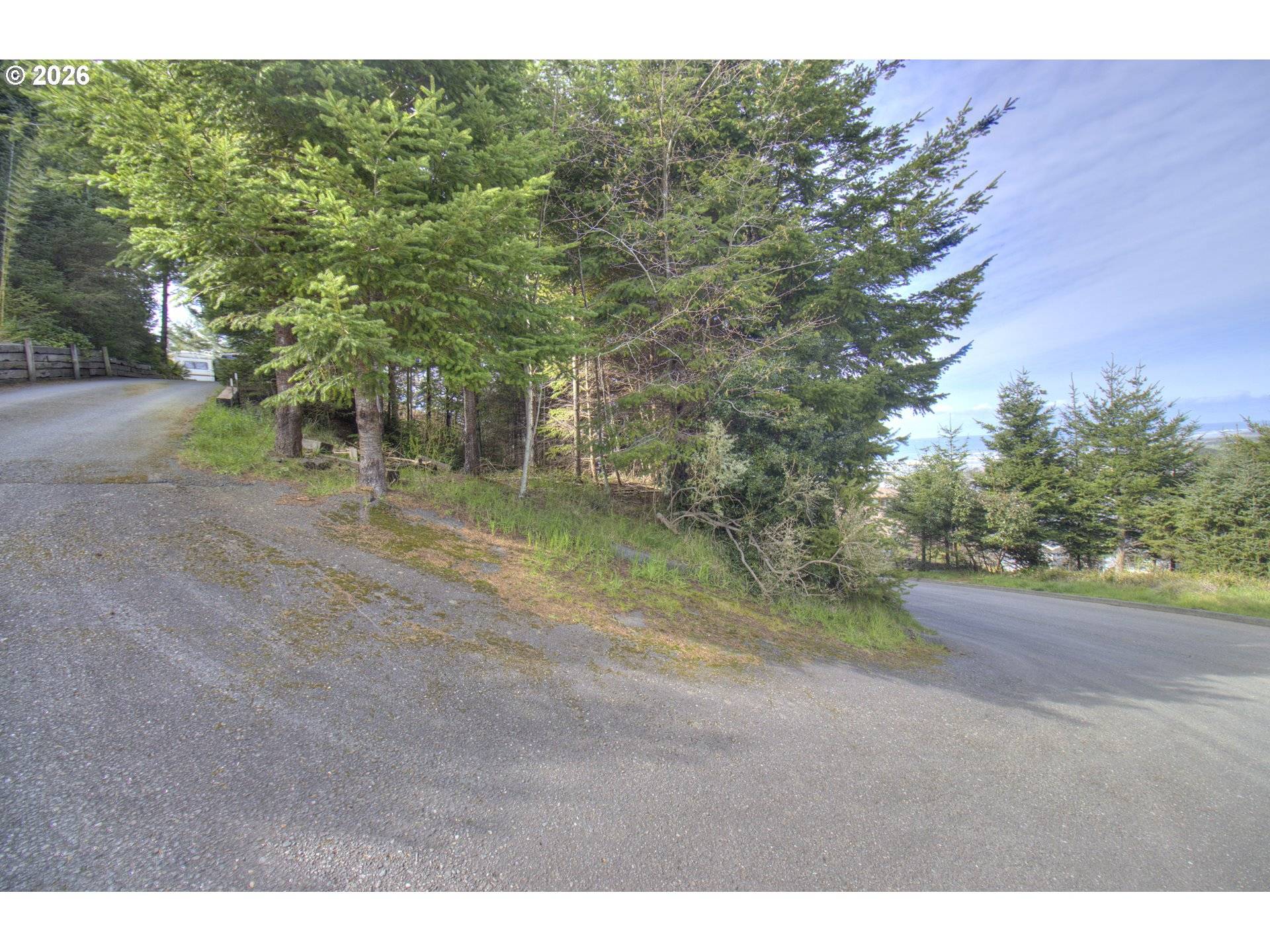 Seaview LN, Gold Beach, OR 97444