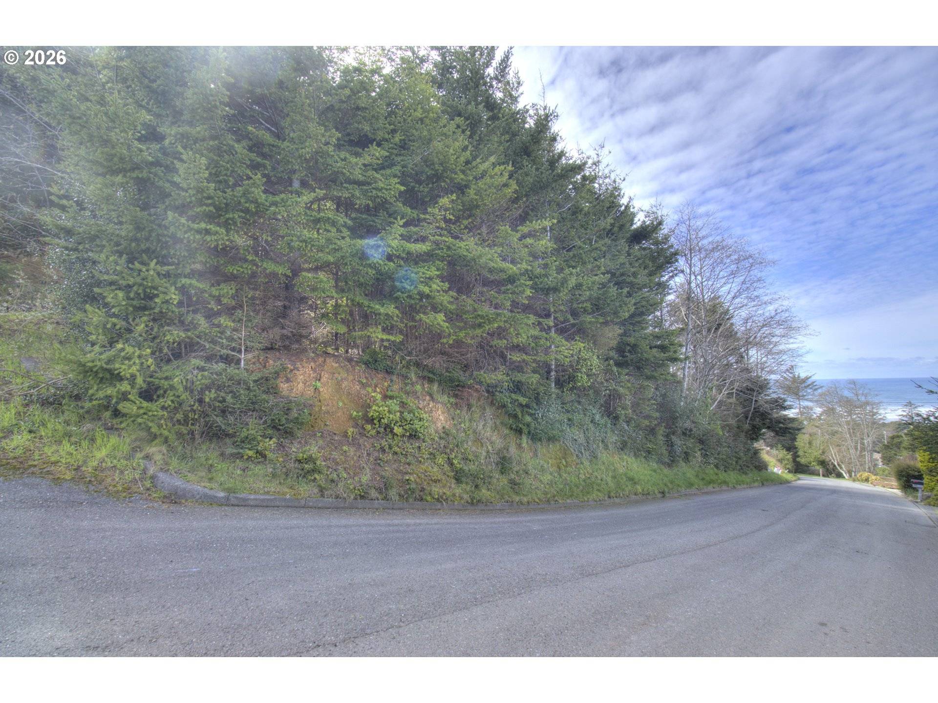 Seaview LN, Gold Beach, OR 97444