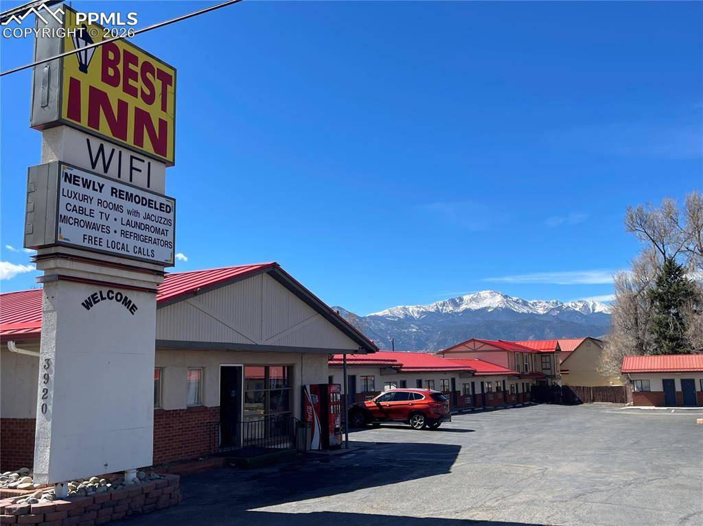 3920 N Nevada AVE, Colorado Springs, CO 80907