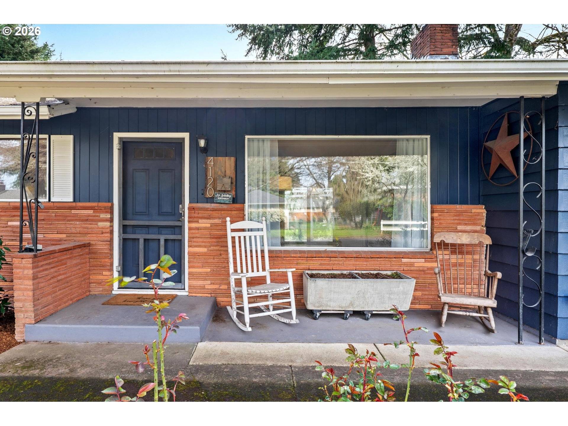 4120 SE BOARDMAN AVE, Milwaukie, OR 97267