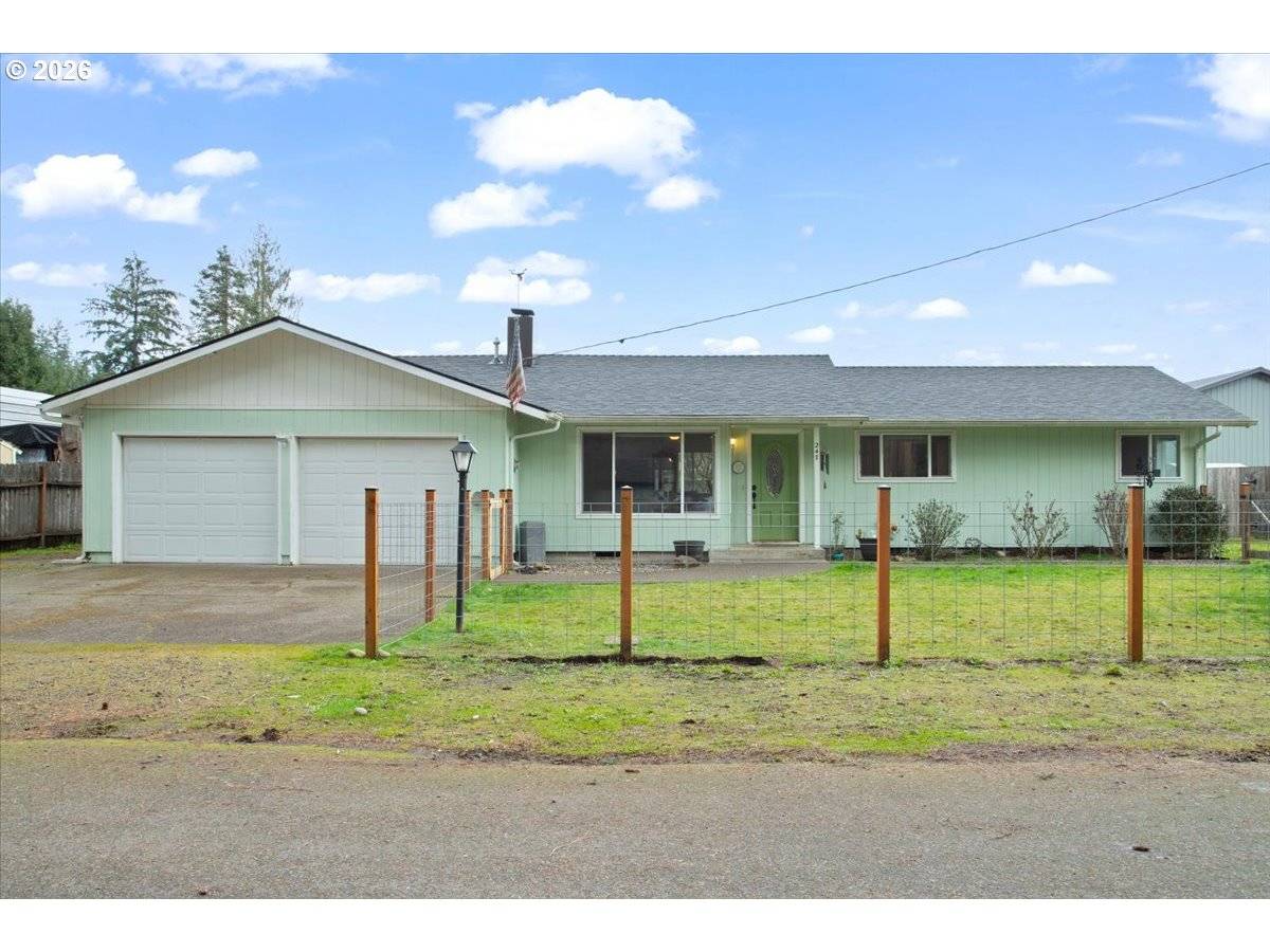 247 CEDAR ST, Lyons, OR 97358