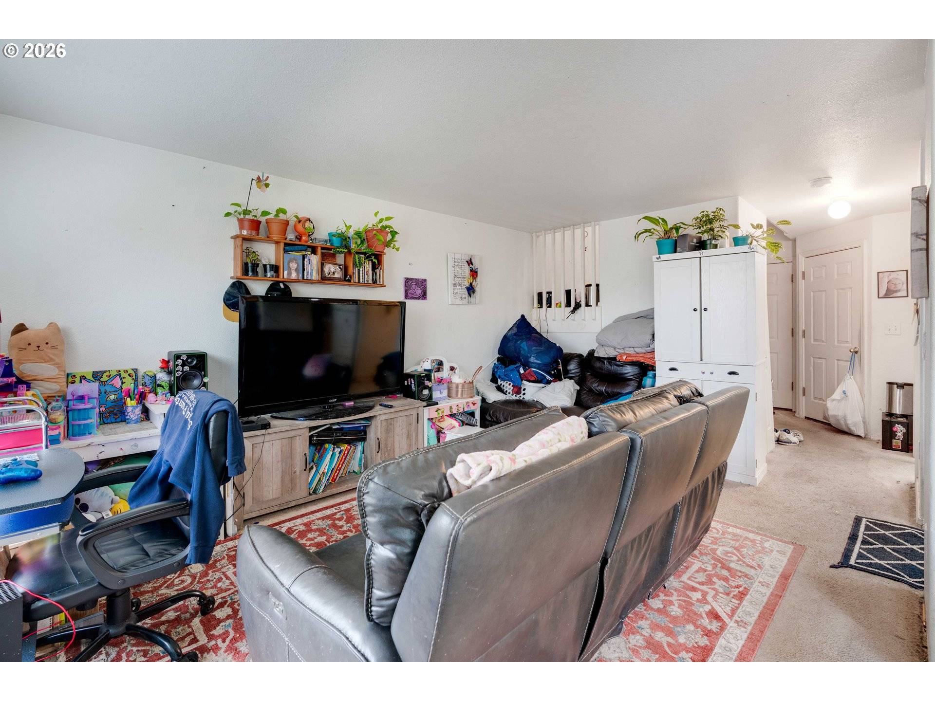 1416 FALCON LOOP, Independence, OR 97351