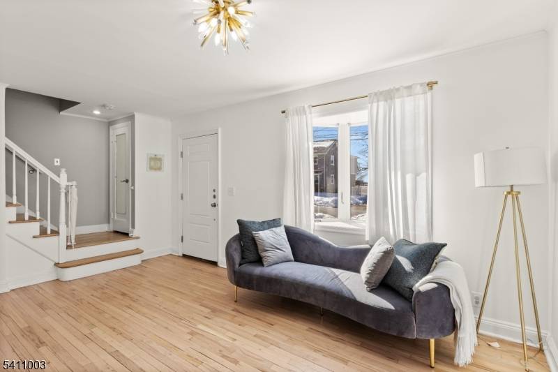 132 Cresthill Ave, Clifton City, NJ 07012