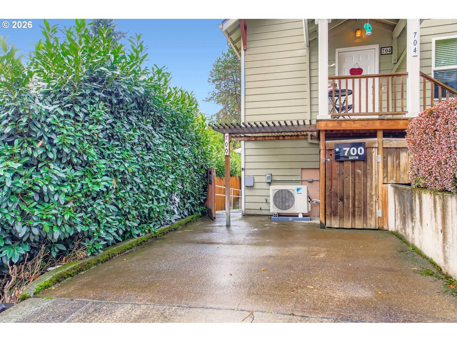 700 BARTON AVE, Gladstone, OR 97027