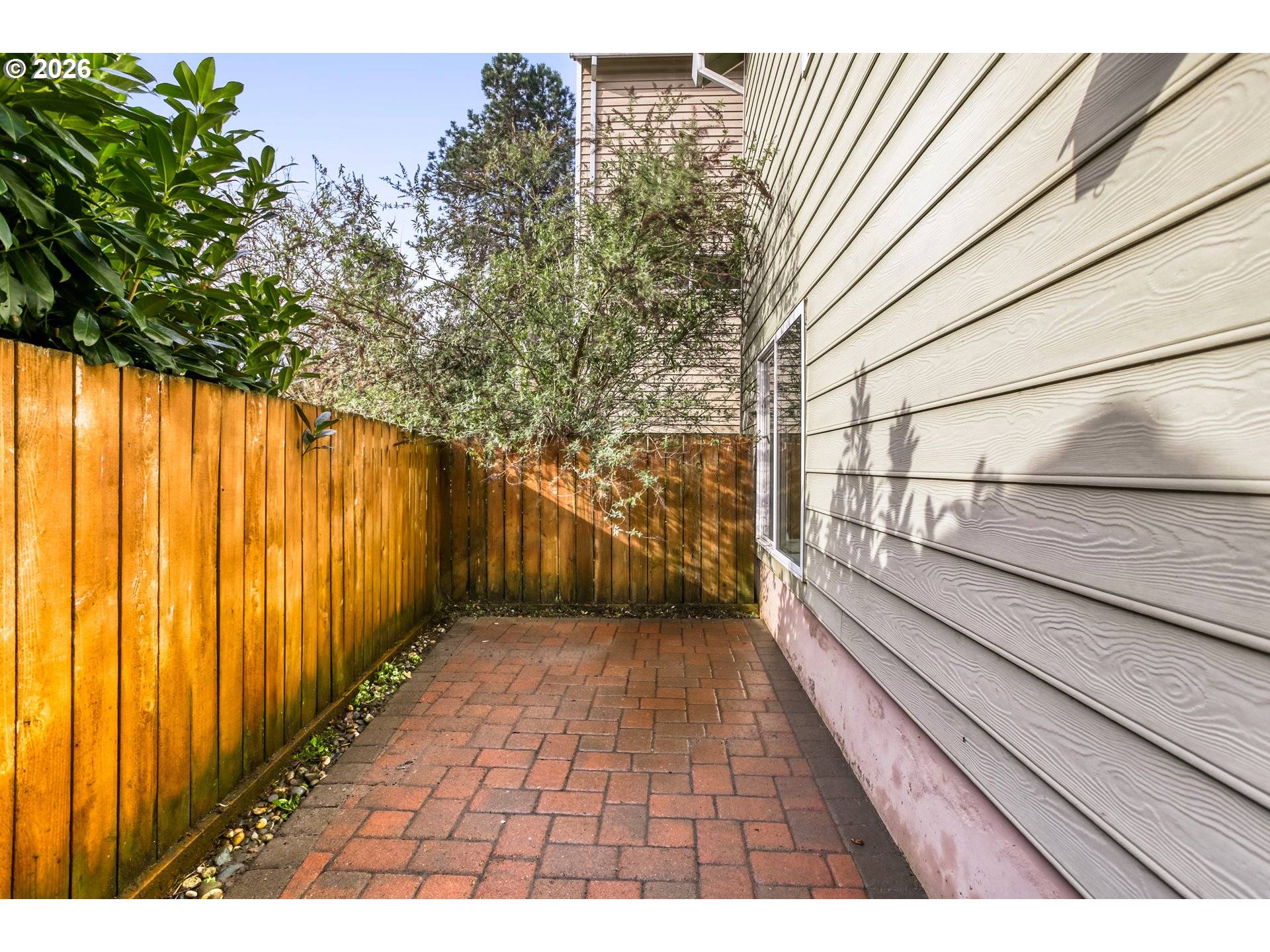 700 BARTON AVE, Gladstone, OR 97027