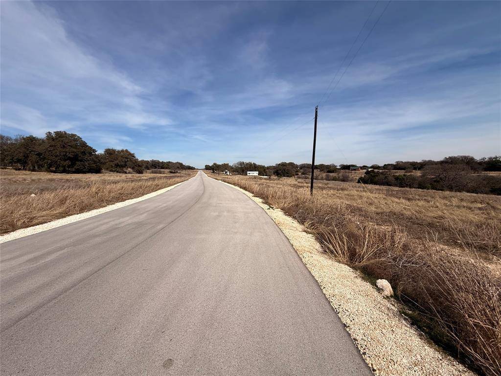 254 Yellowstone Drive, Oglesby, TX 76561