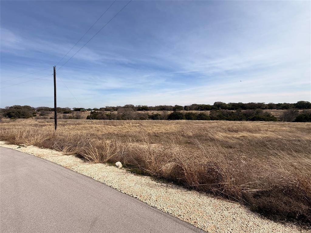 254 Yellowstone Drive, Oglesby, TX 76561