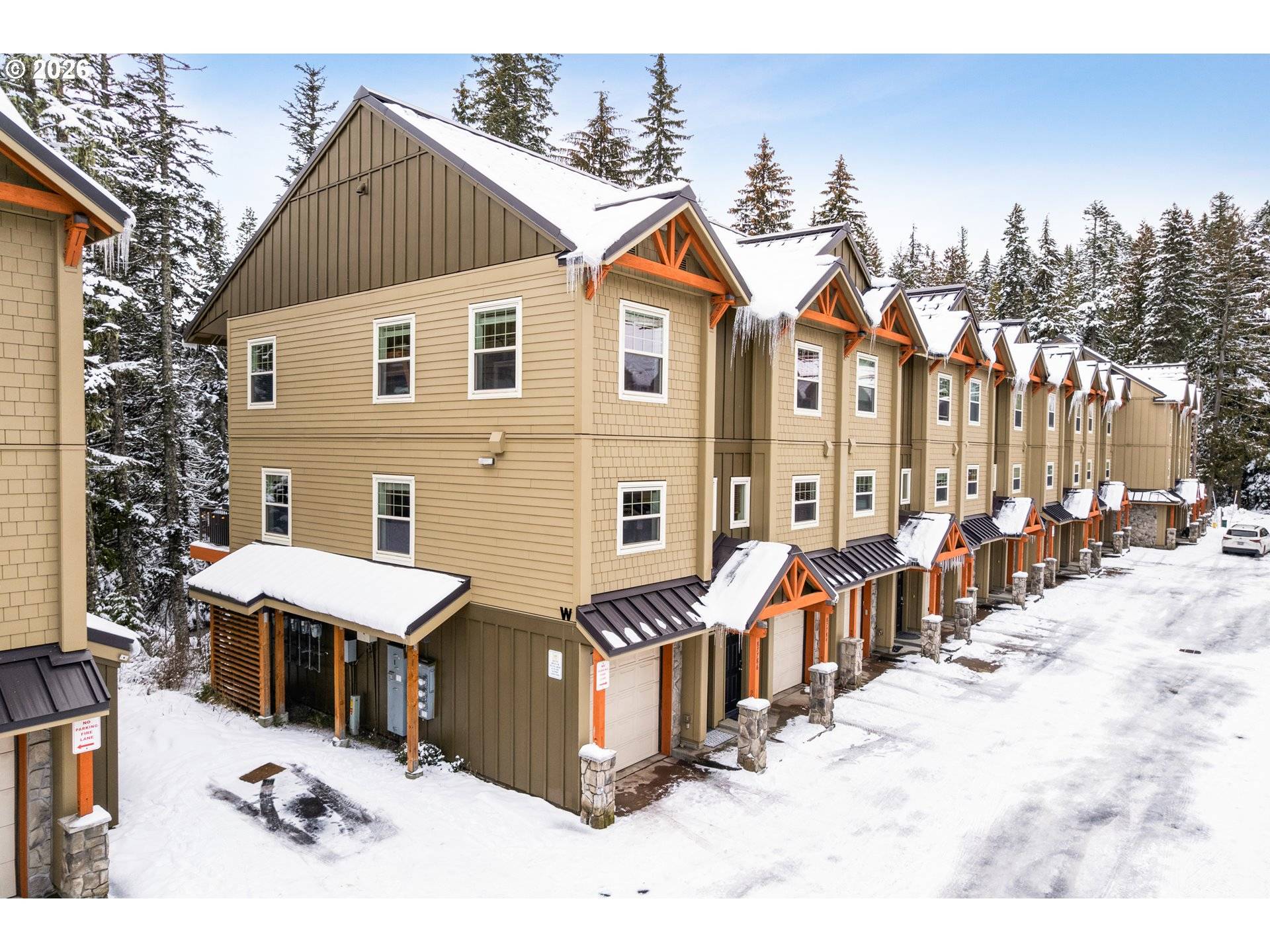 87786 E CREEK RIDGE RD, Government Camp, OR 97028