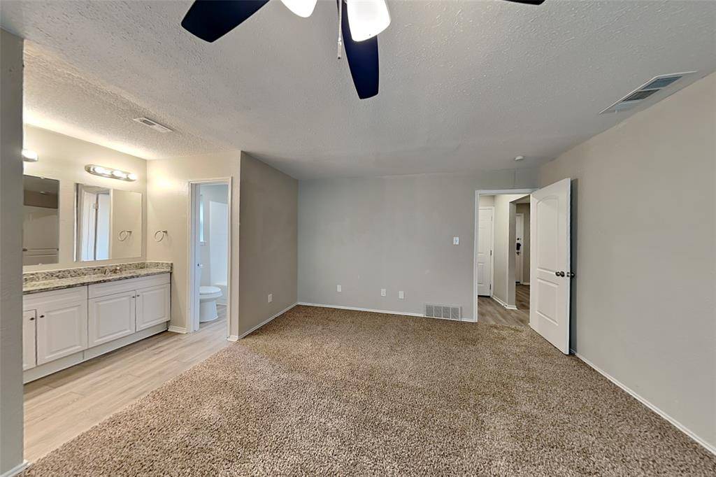 5910 Cameron Drive, Arlington, TX 76017