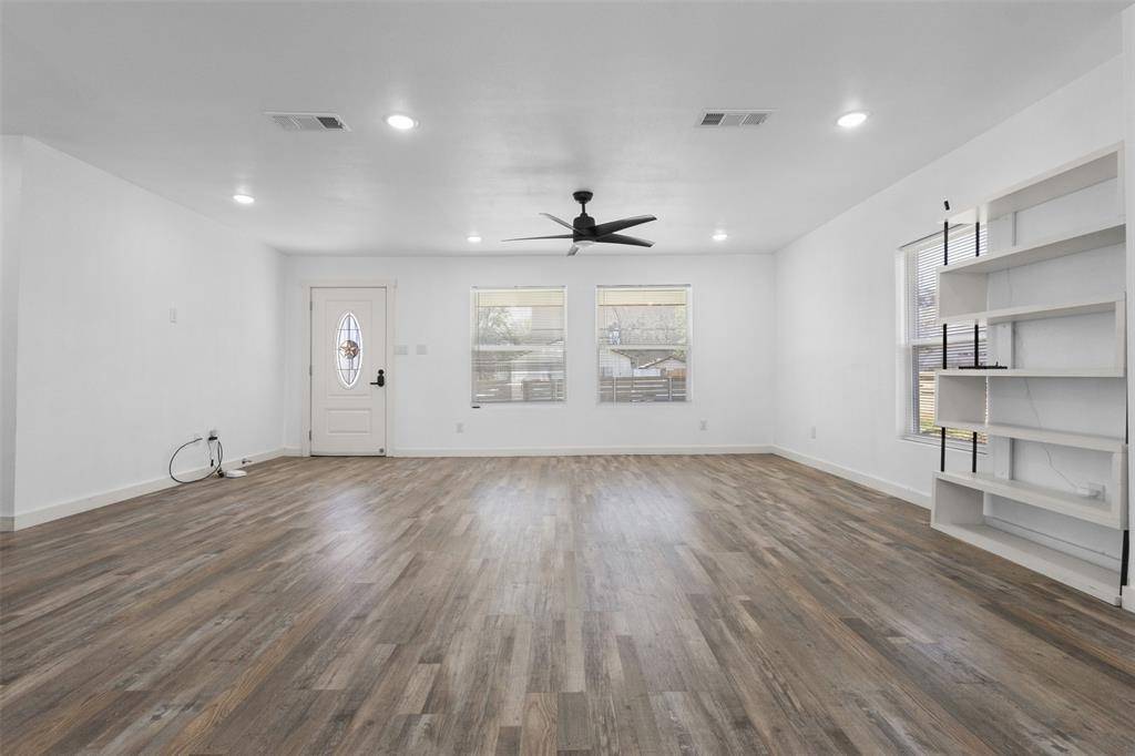 1024 Greenlee Street, Denton, TX 76201