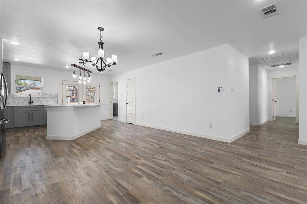 1024 Greenlee Street, Denton, TX 76201