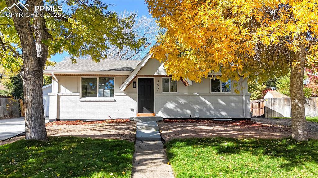 367 S Queen CIR, Lakewood, CO 80226