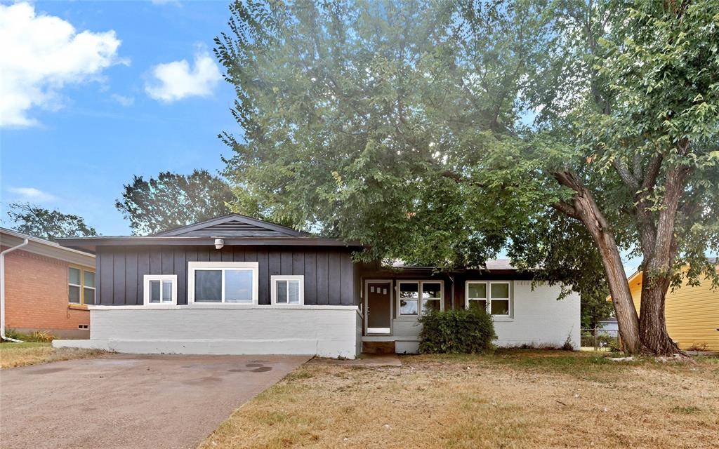 4208 Huckleberry Circle, Dallas, TX 75216