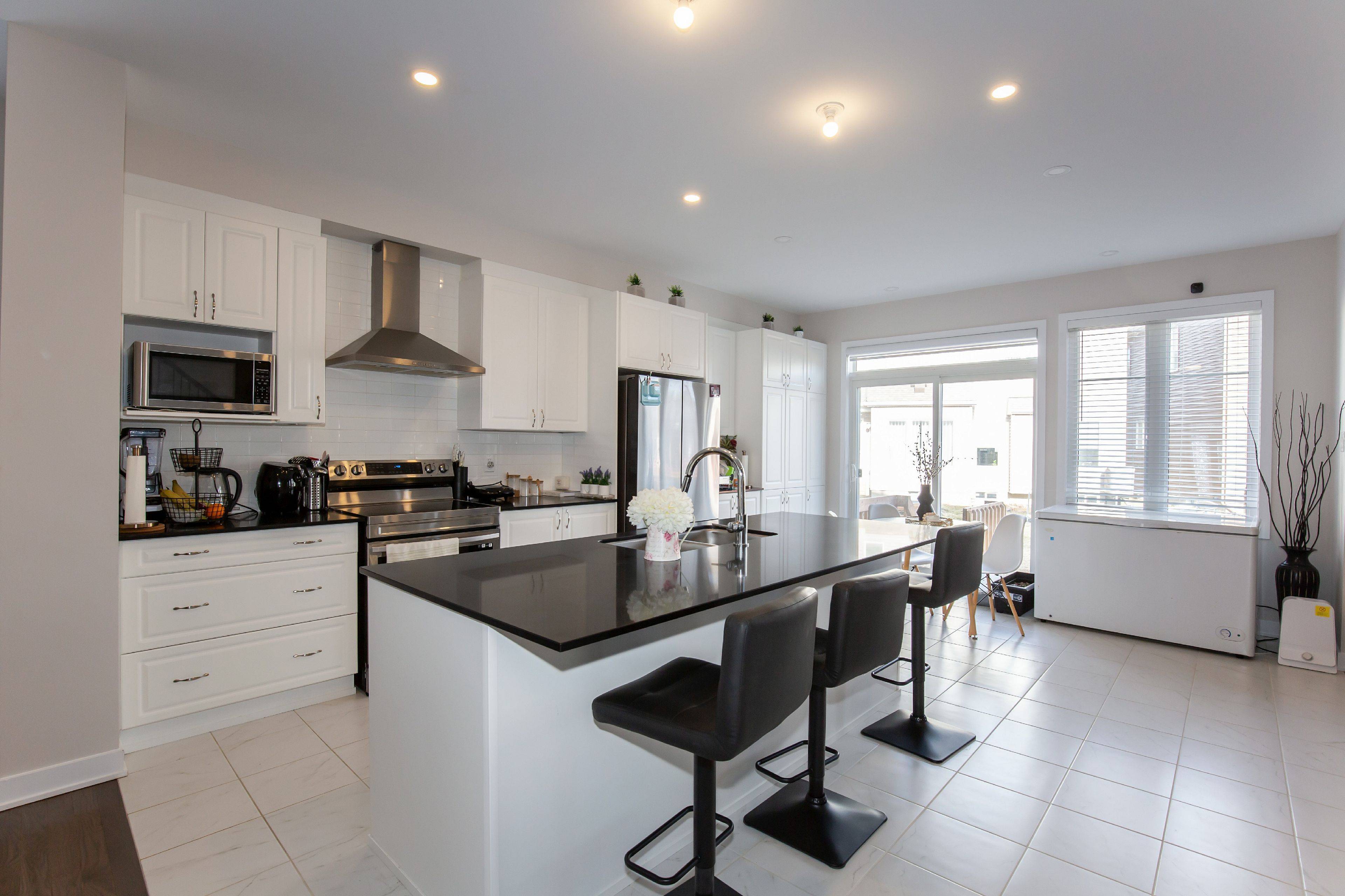 1021 Cottontail WALK, Orleans - Cumberland And Area, ON K4A 5H7