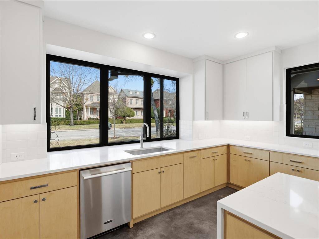 5141 Byers Avenue, Fort Worth, TX 76107