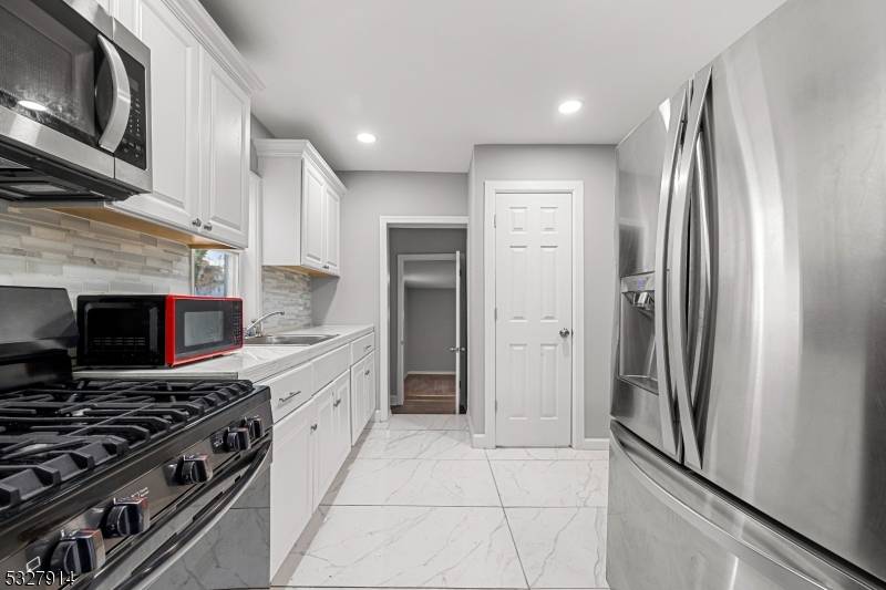 320 Lee Pl, Plainfield City, NJ 07063