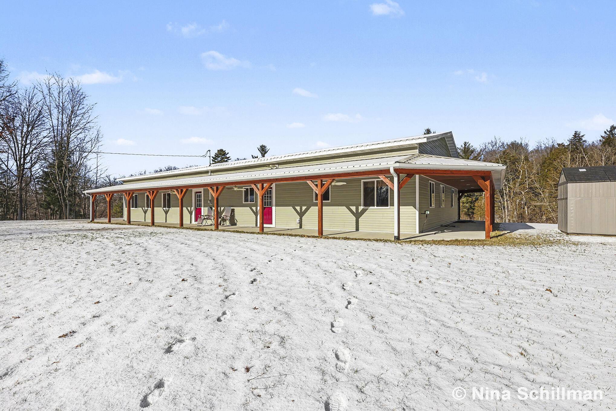 19550 Washington RD, Aetna Twp, MI 49336