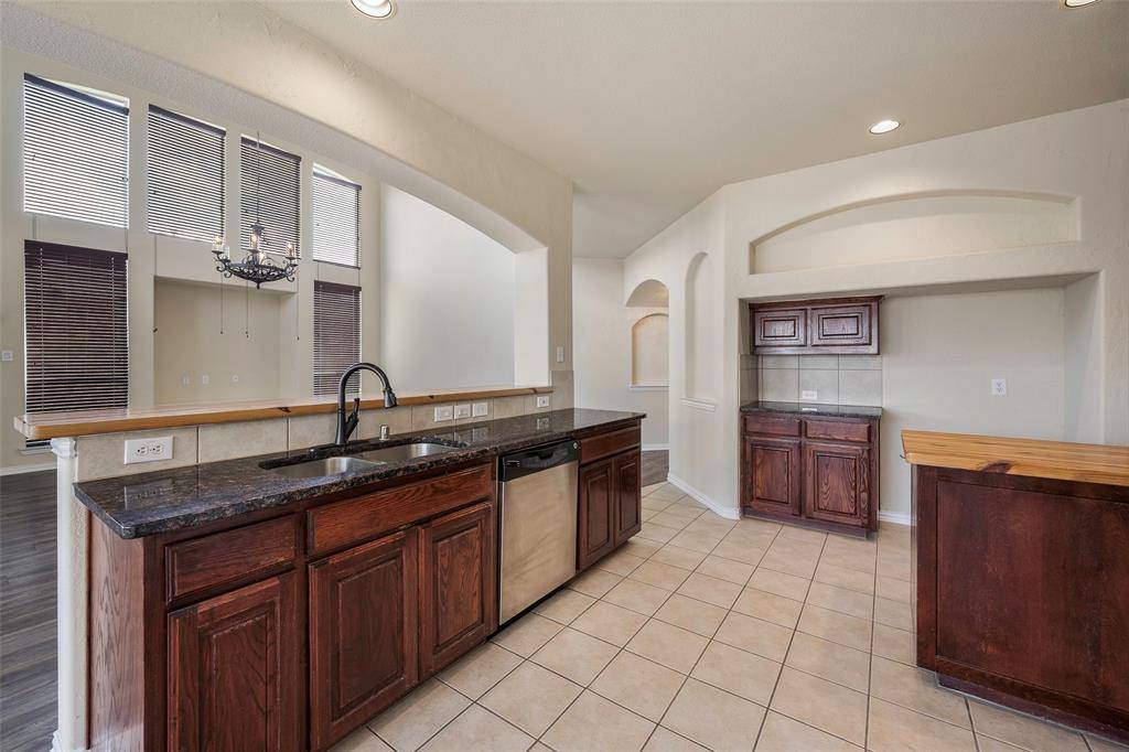 2505 Claymore Avenue, Garland, TX 75043