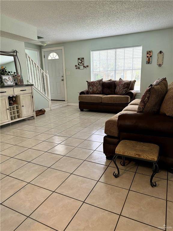 1725 Peach Tree Court, Harlingen, TX 78550