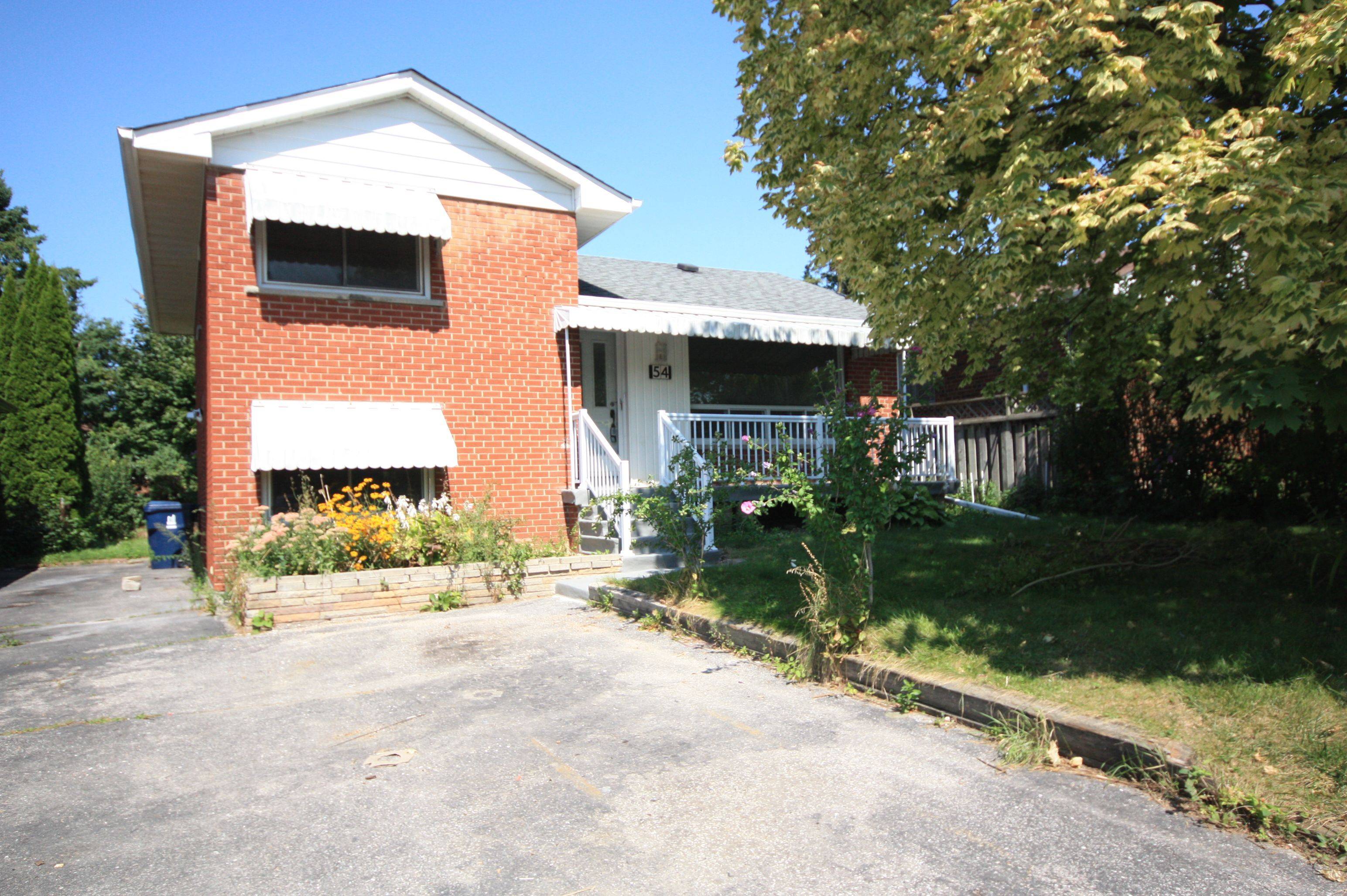 54 Beacham CRES #Lower, Toronto E05, ON M1T 1N1