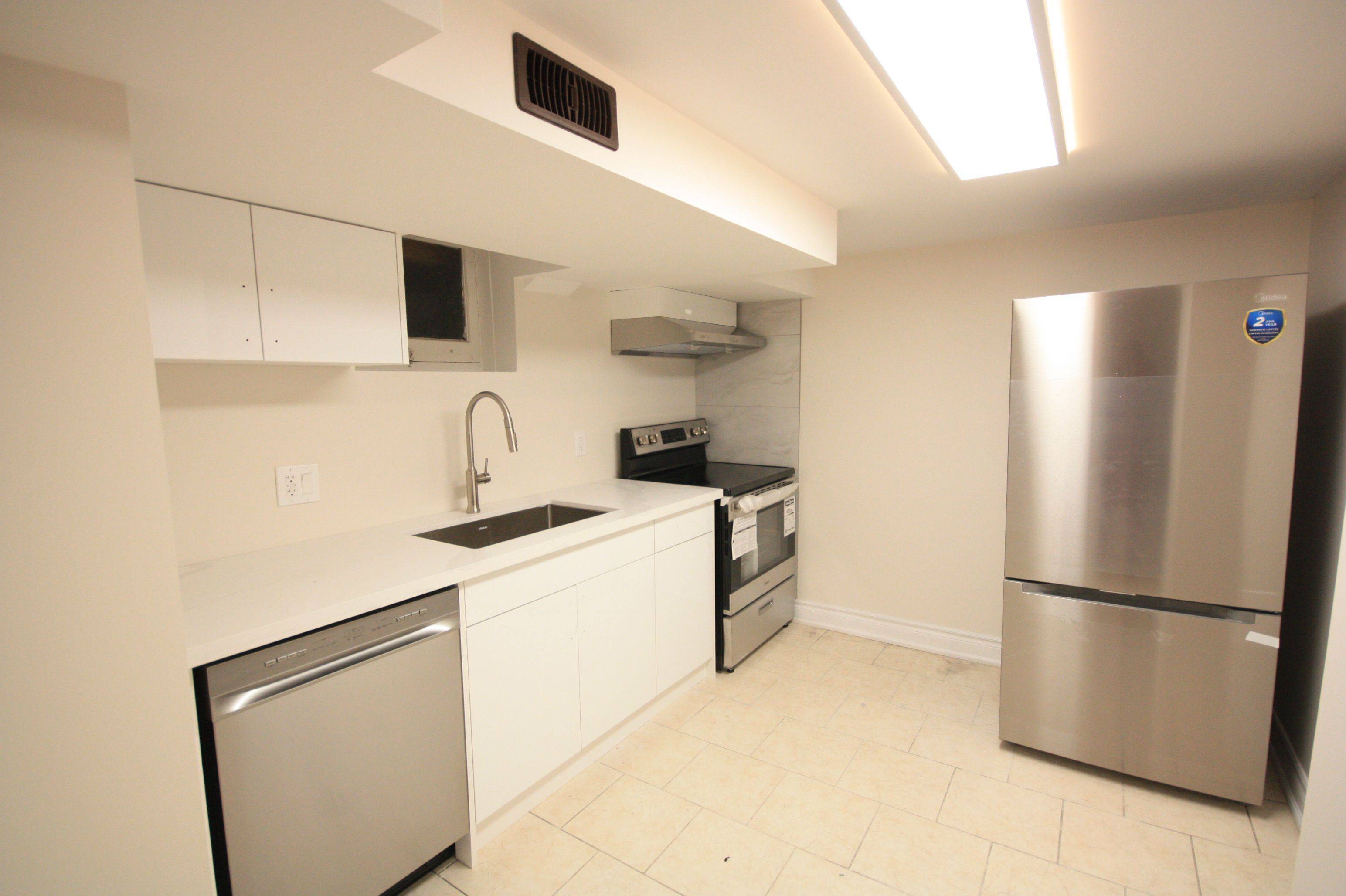 54 Beacham CRES #Lower, Toronto E05, ON M1T 1N1