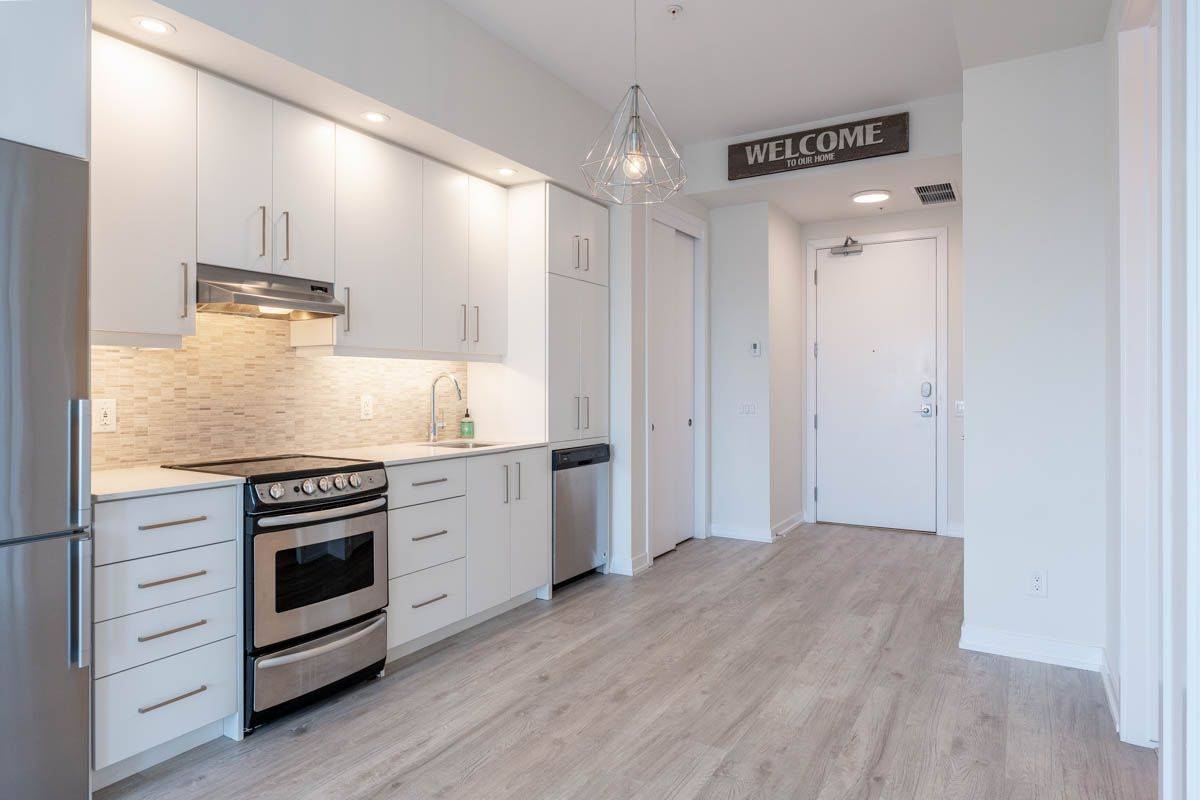 40 Esplanade LN #620, Grimsby, ON L3M 0G9