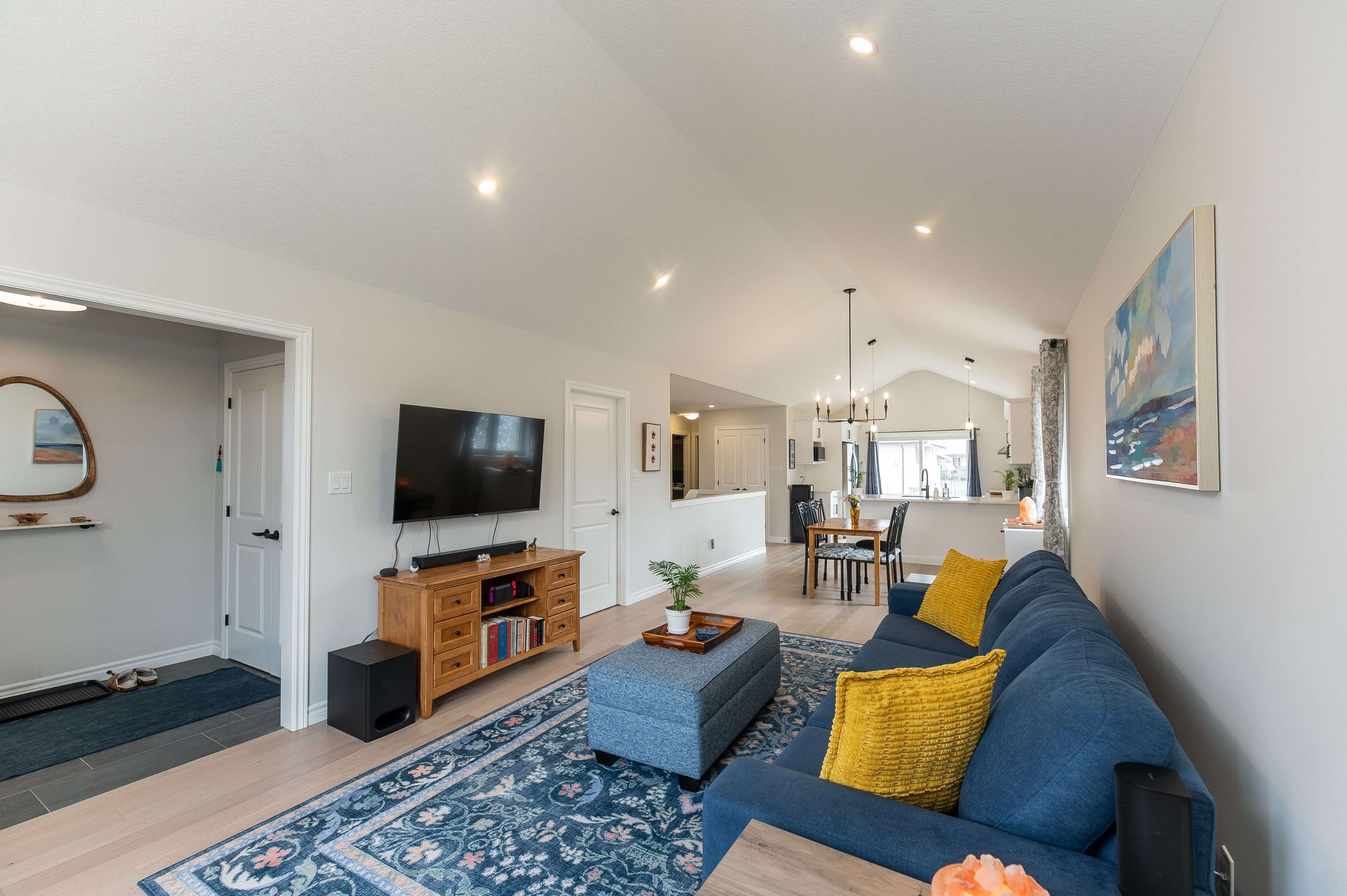 2 Macleod CT, West Elgin, ON N0L 2P0