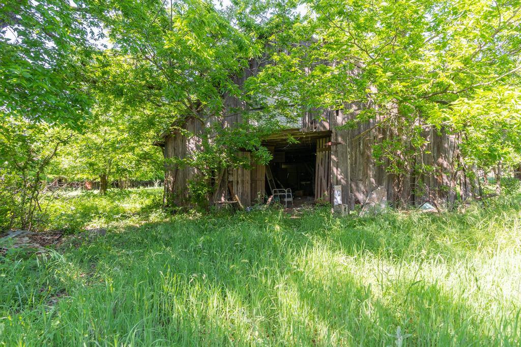 6630 Fm 183, Evant, TX 76525