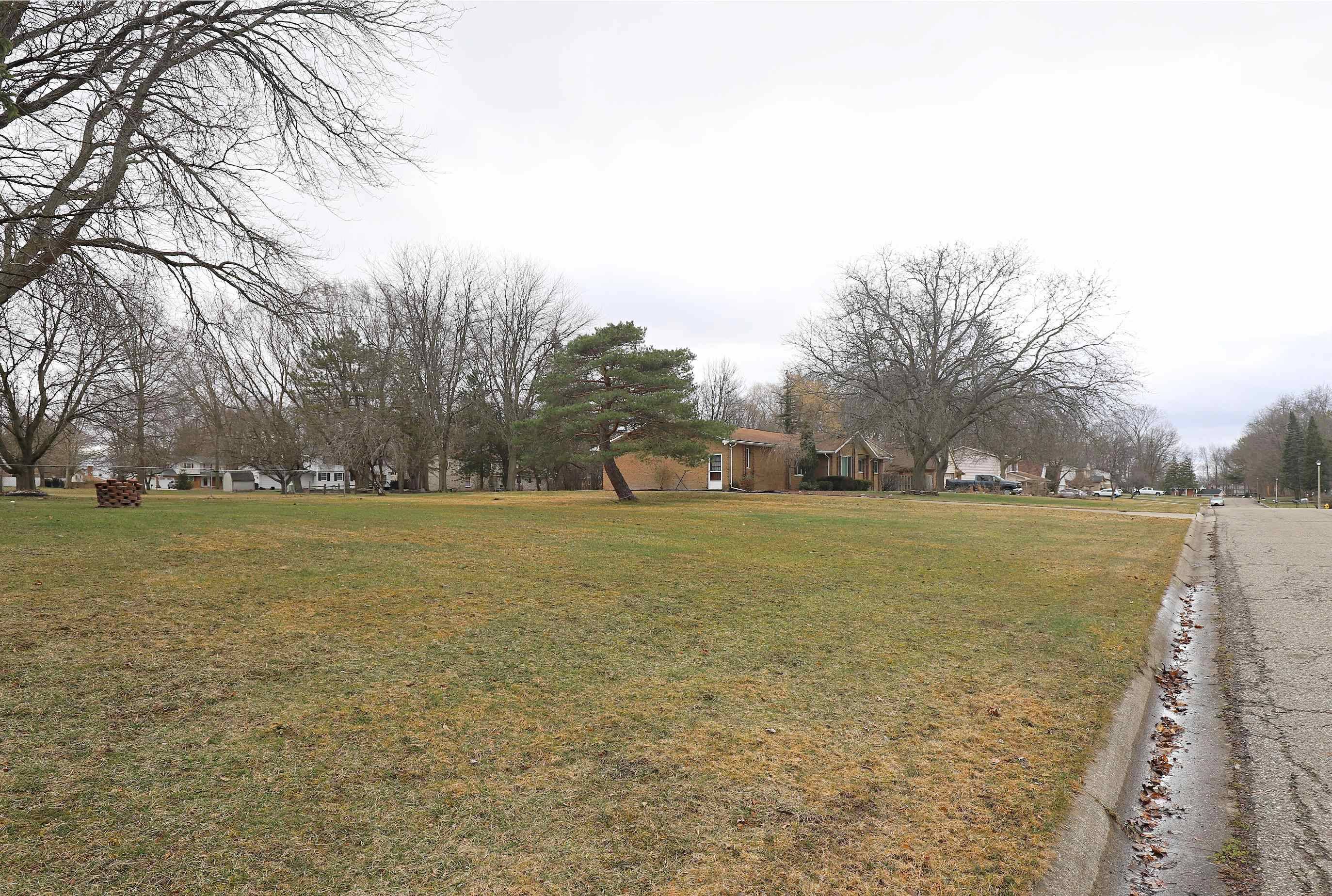 Cimarron TRL, Flint Twp, MI 48532