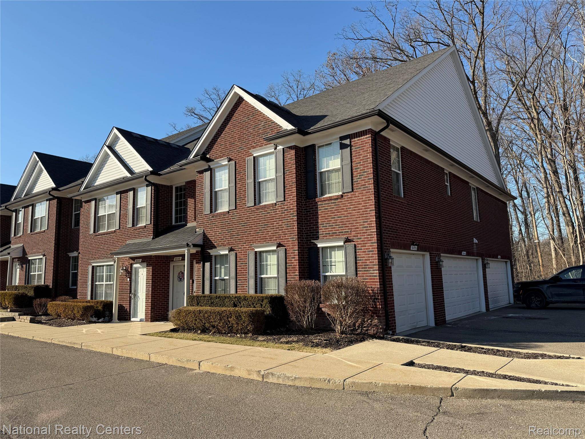 8455 Williamstown DR, Shelby Charter Township, MI 48316