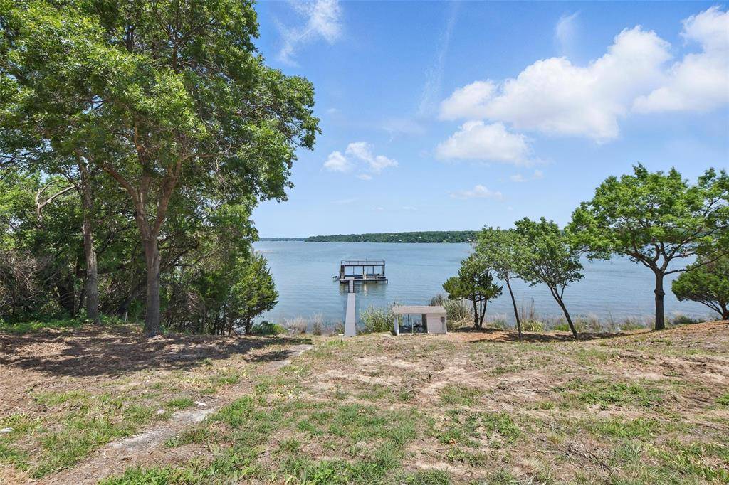 8509 Heron Drive, Fort Worth, TX 76108