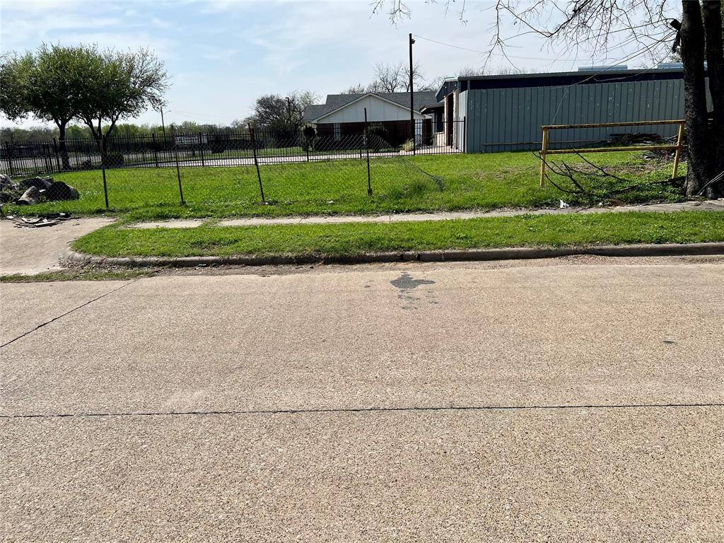 3327 Bernal Drive, Dallas, TX 75212