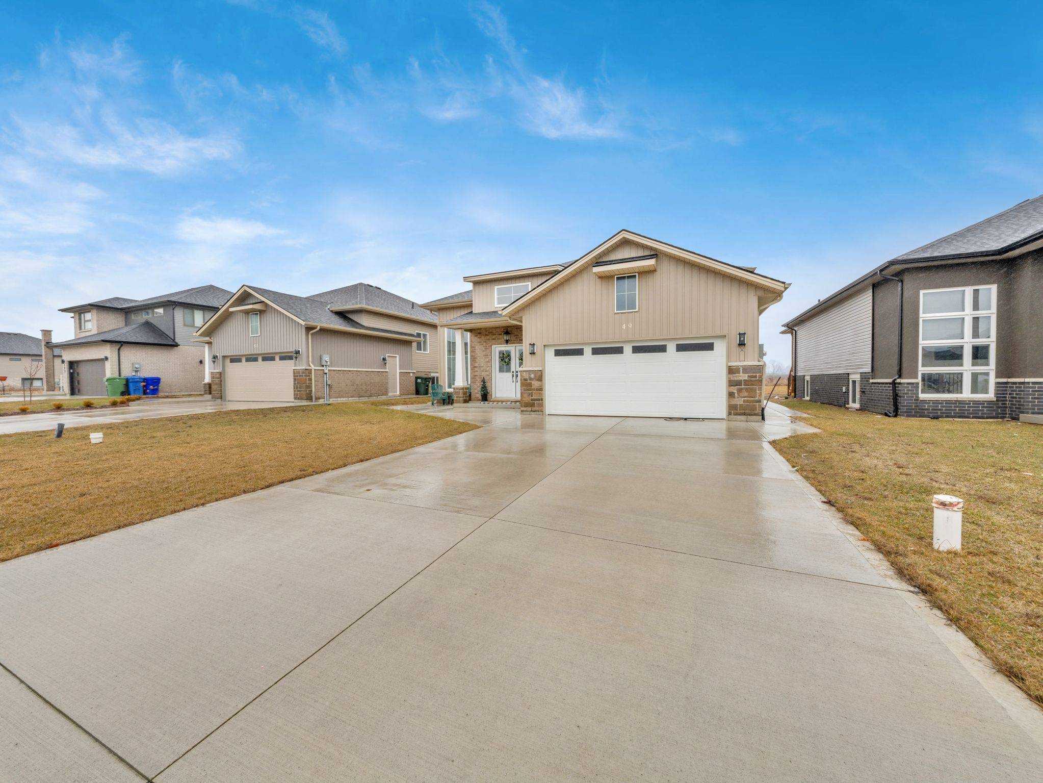 49 KINGSBRIDGE DR, Amherstburg, ON N9V 4A5