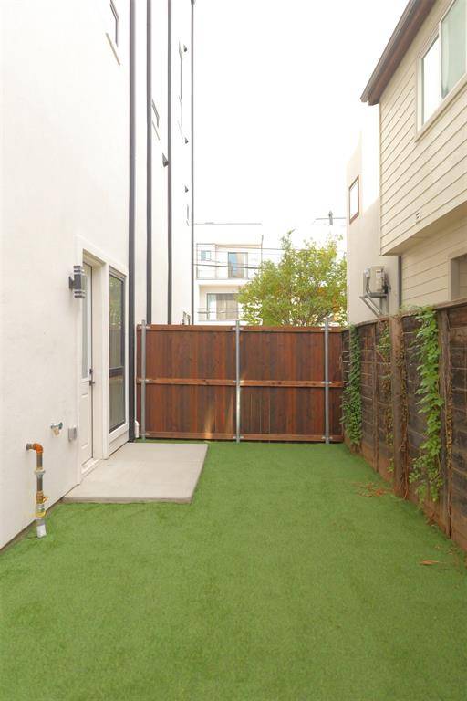 4200 Munger Avenue #1, Dallas, TX 75204