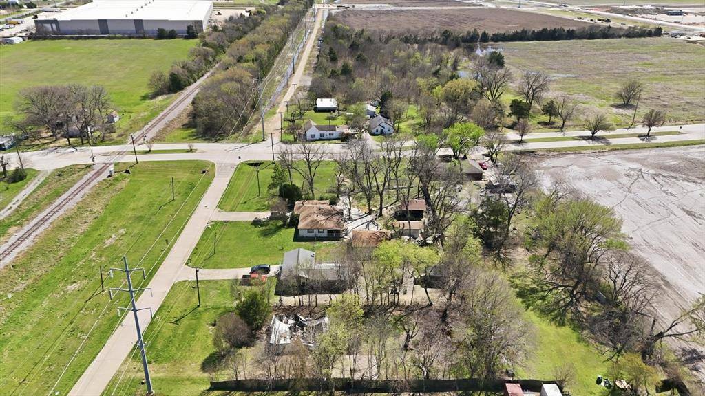 125 Summers Street, Wilmer, TX 75172