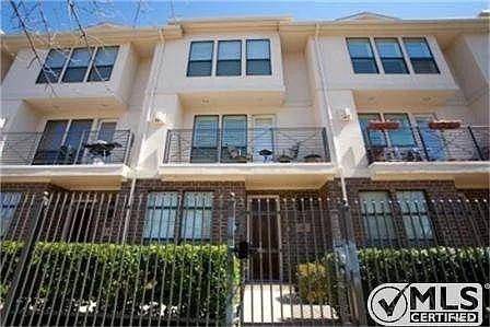 2606 Shelby Avenue #303, Dallas, TX 75219