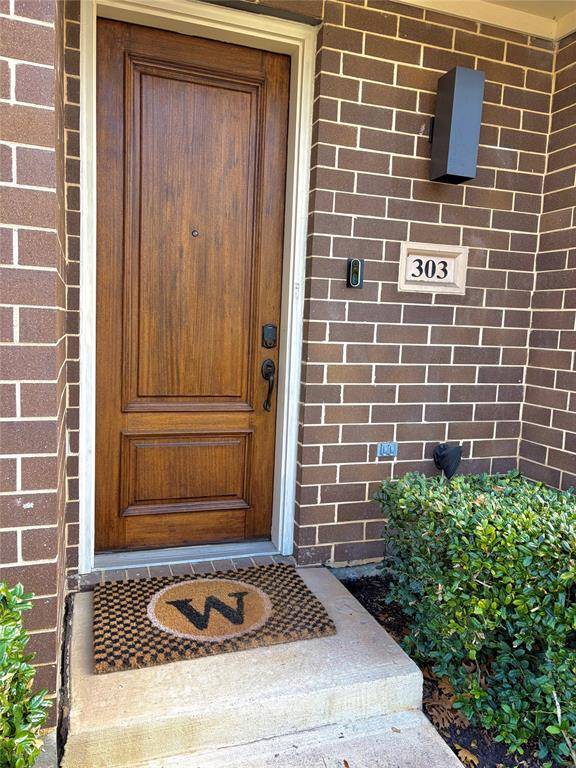 2606 Shelby Avenue #303, Dallas, TX 75219