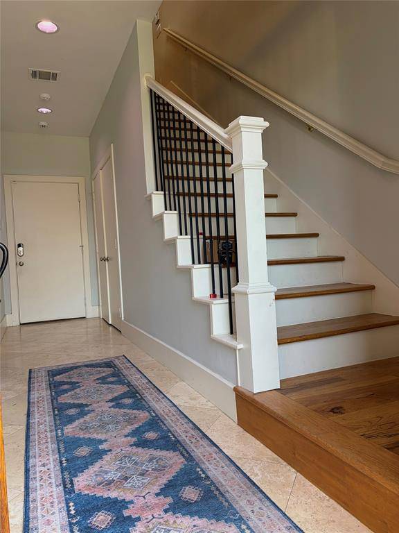 2606 Shelby Avenue #303, Dallas, TX 75219