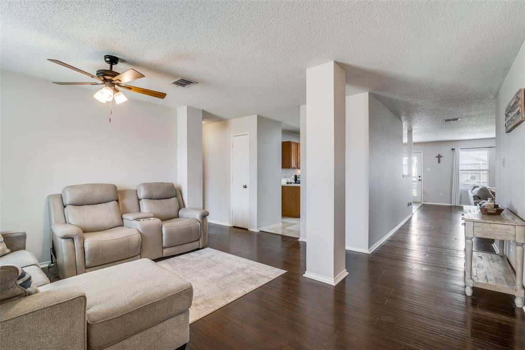 2705 Kernville Drive, Wylie, TX 75098