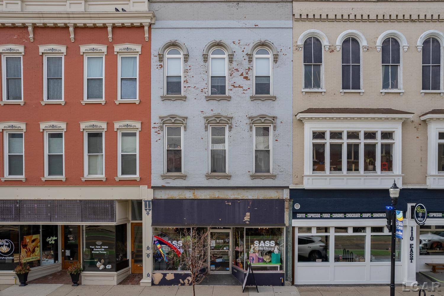 114 E Maumee ST, Adrian, MI 49221