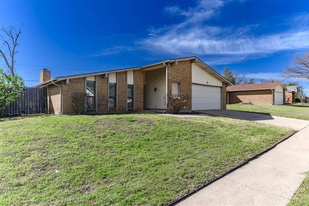 3510 Chamberland Drive, Arlington, TX 76014